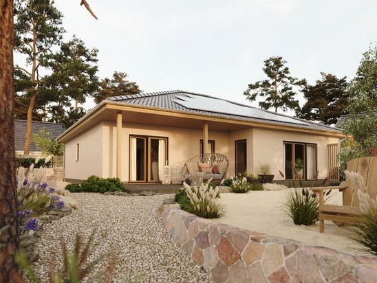 Bungalow Flair 128 mit heller Fassade, gemütlicher Terrasse und grünem Garten